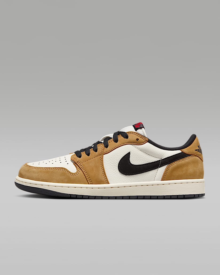 AIR JORDAN 1 RETRO LOW OG
"ROOKIE OF THE YEAR"