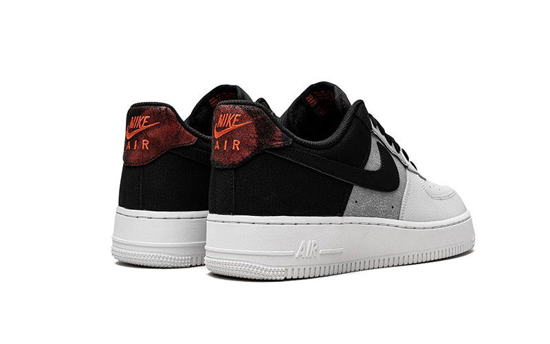 NIKE AIR FORCE ONE LOW 07 LV8 SNEAKERS WIT