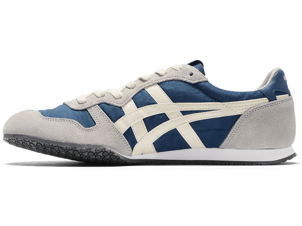 Onitsuka Tiger
SERRANO