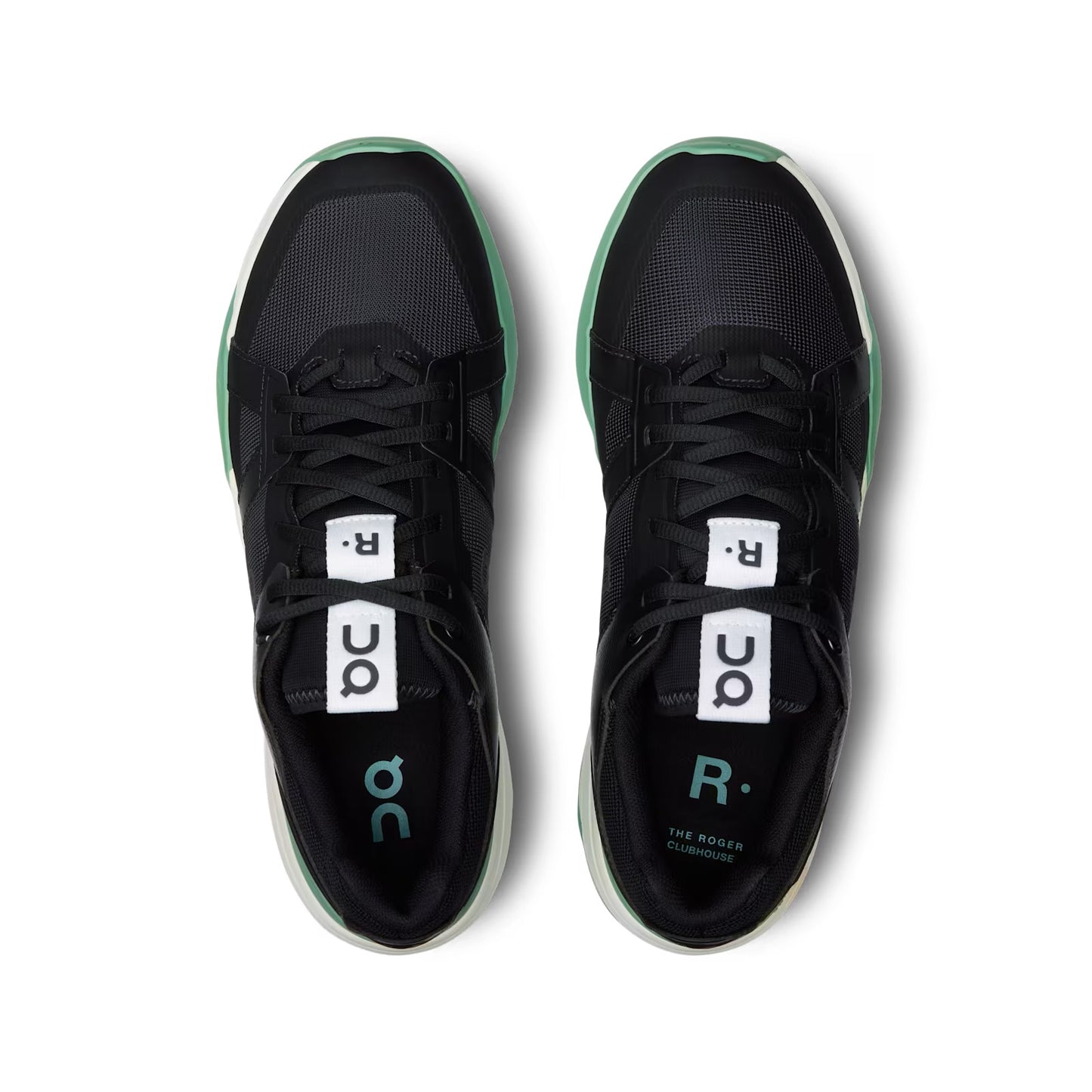 Man's Sneakers & Athletic Shoes On The ROGER Clubhouse Pro