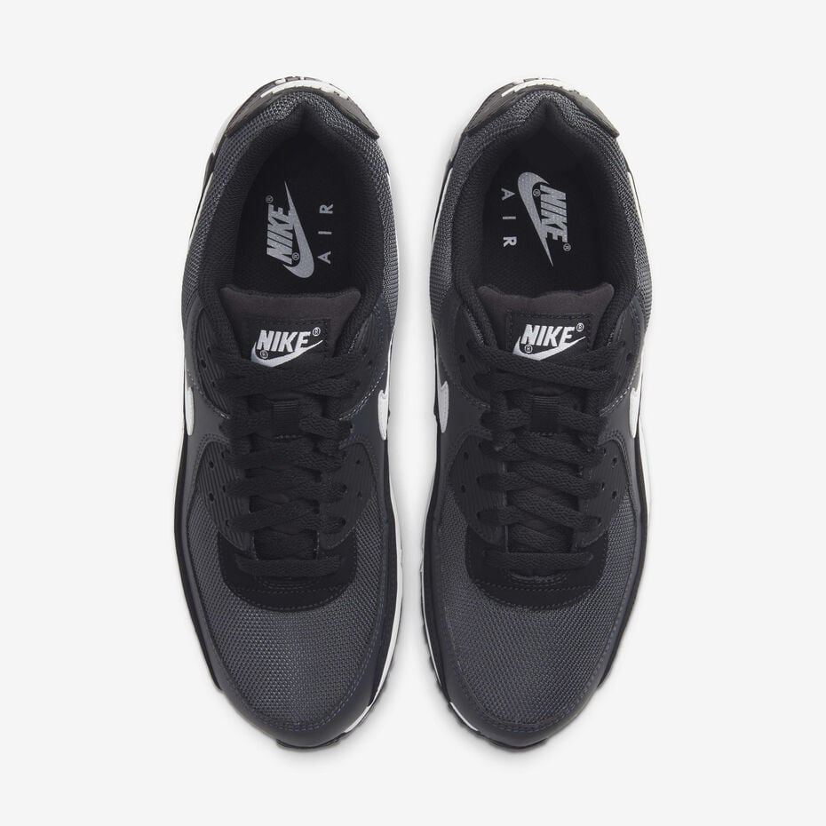 Nike Air Max 90
Men's Shoe