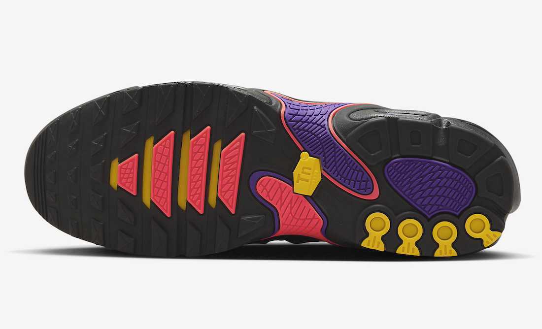 AIR MAX PLUS DRIFT 'ALL DAY'