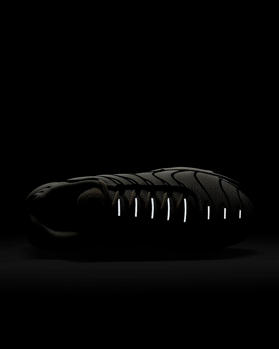 AIR MAX PLUS DRIFT 'ALL DAY'