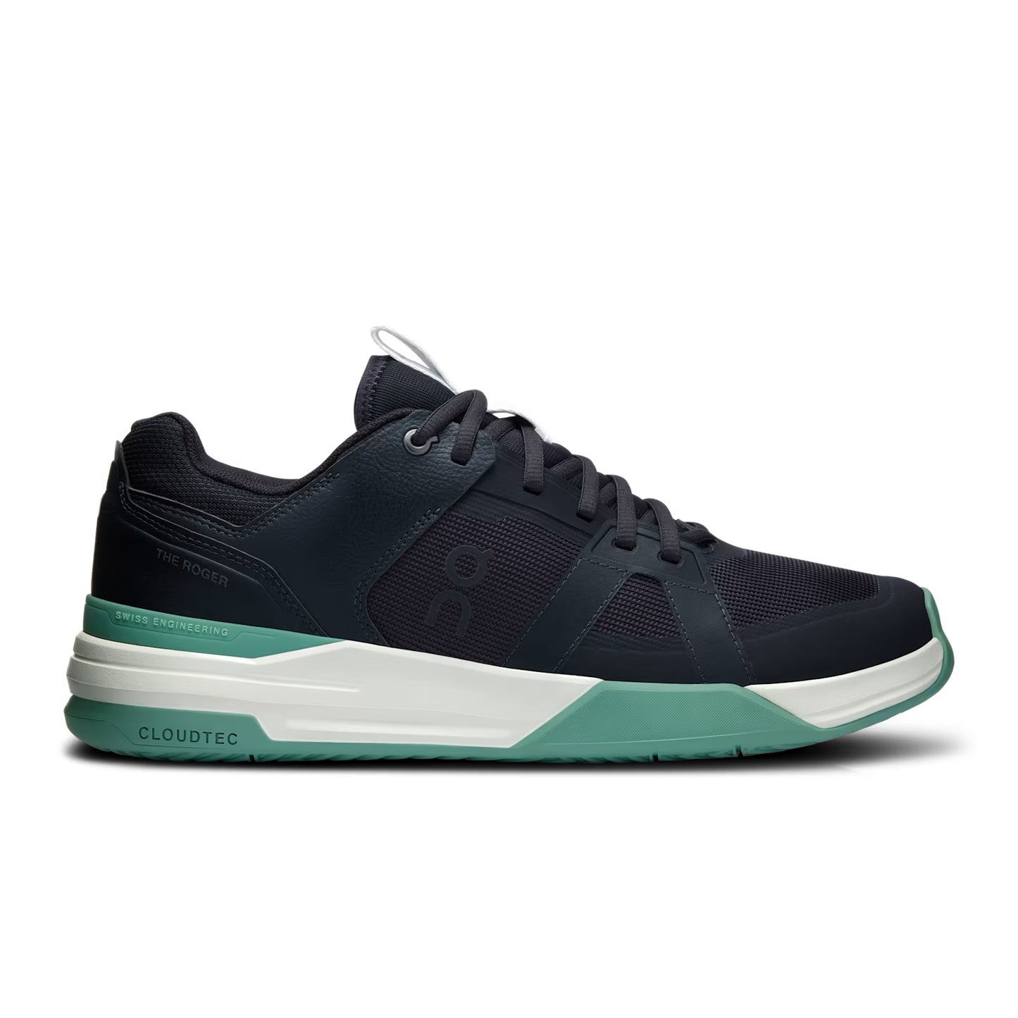 Man's Sneakers & Athletic Shoes On The ROGER Clubhouse Pro