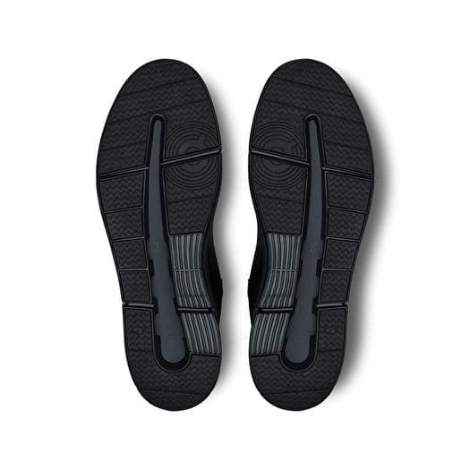 On The Roger Advantage All Black