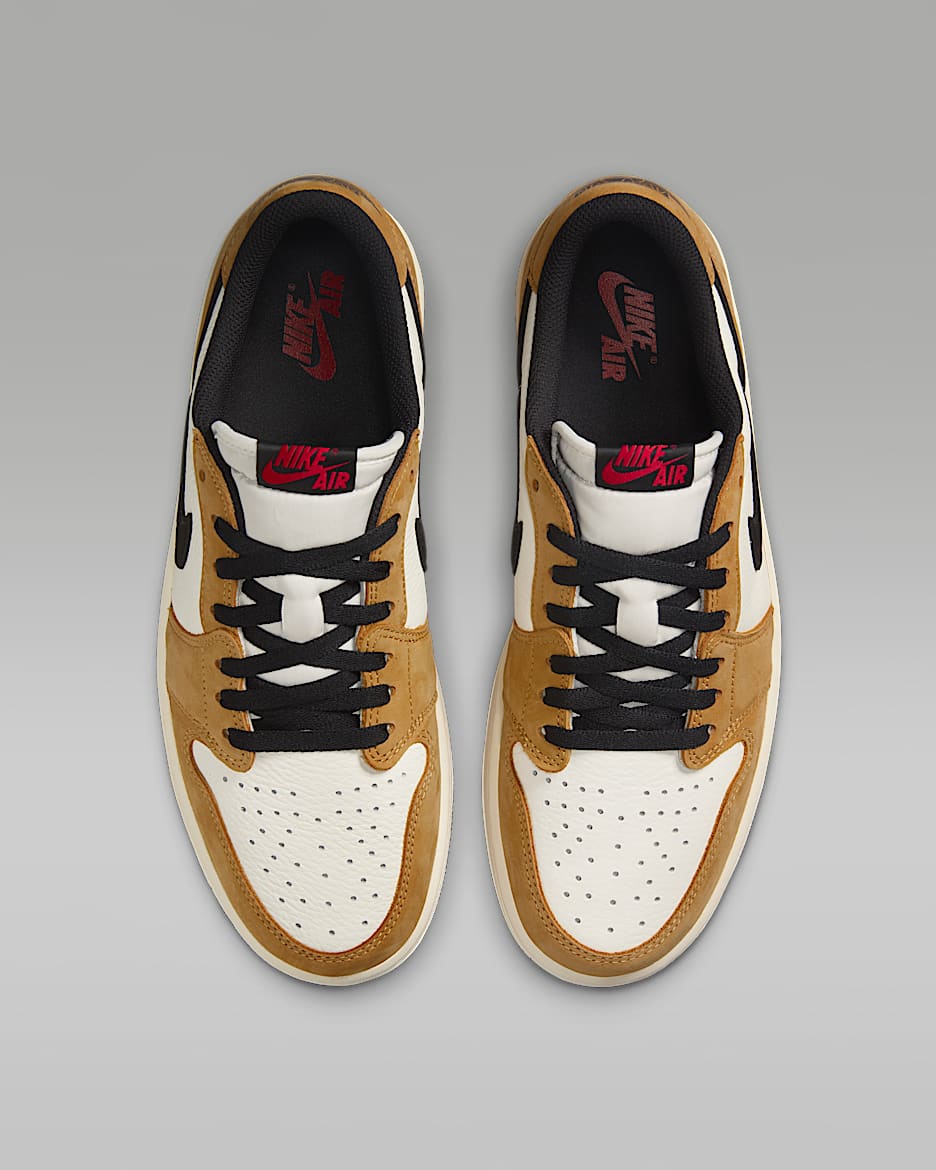AIR JORDAN 1 RETRO LOW OG
"ROOKIE OF THE YEAR"
