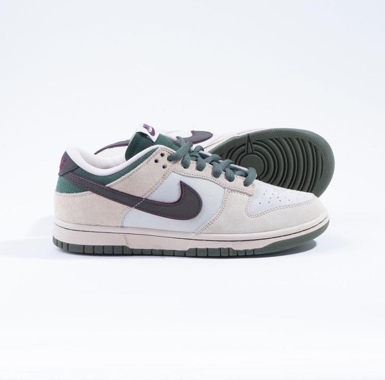 NIKE SB Dunk Low Pro Desert Sand
