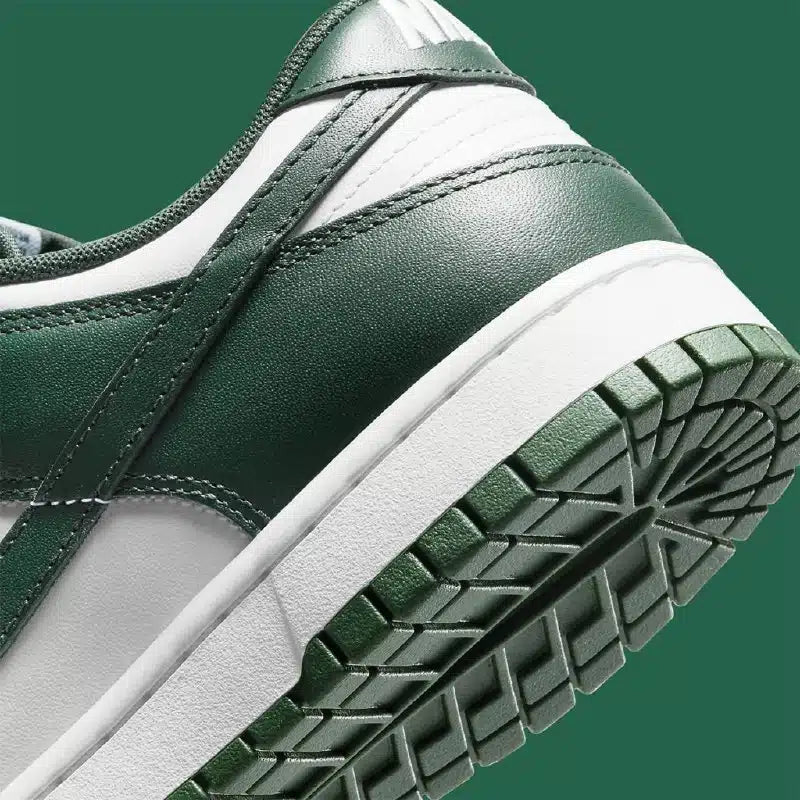 Nike Dunk Low “Team Green” sneakers