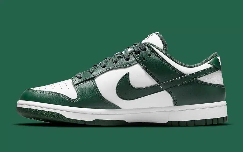 Nike Dunk Low “Team Green” sneakers