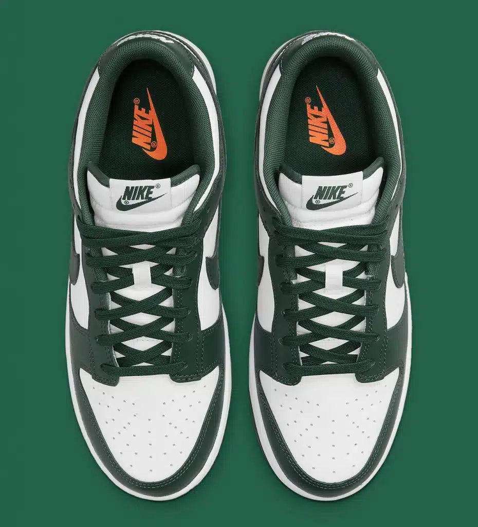 Nike Dunk Low “Team Green” sneakers