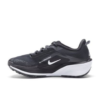 NIKE ACG PEGASUS
Black/ Summit White-Anthracite