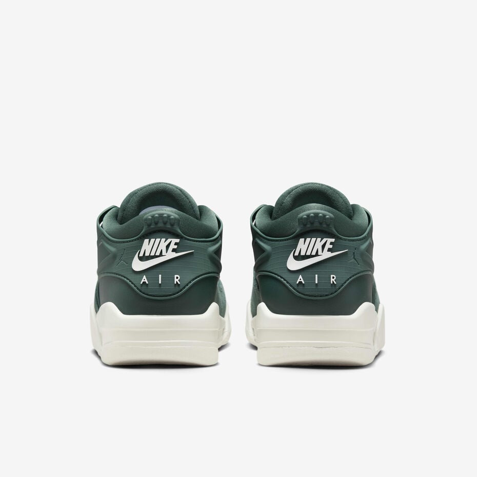 Air Jordan 4 RM