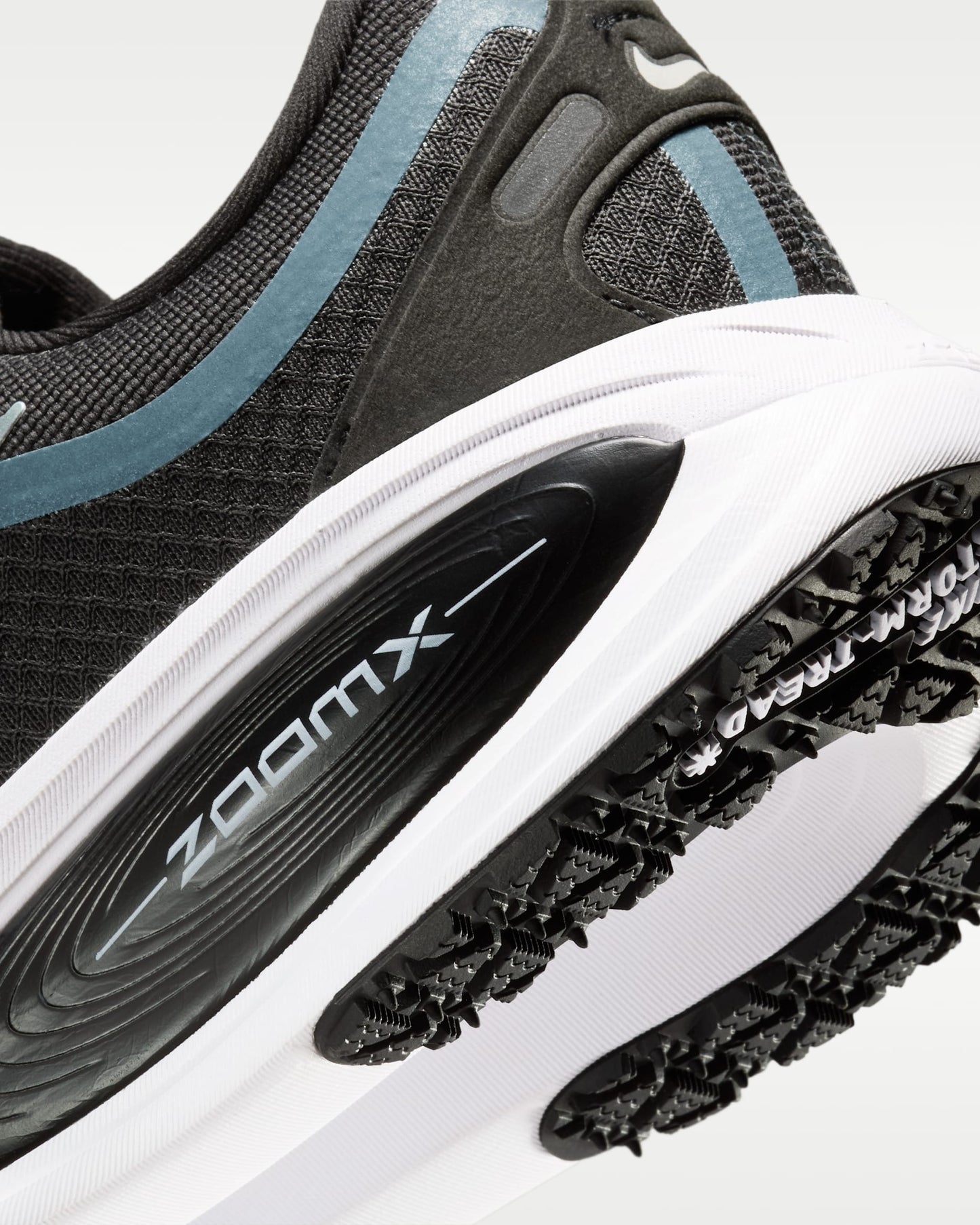 Nike Vomero 18 GORE-TEX