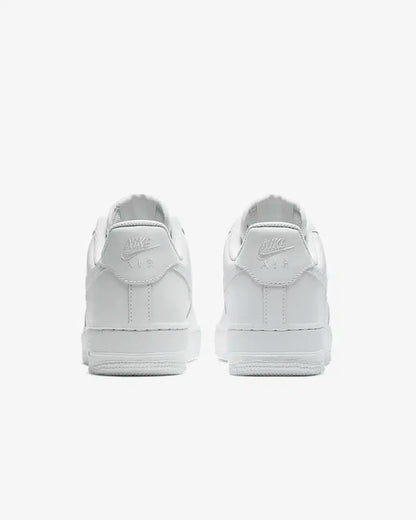 Nike (Air-Force 1 ’07)