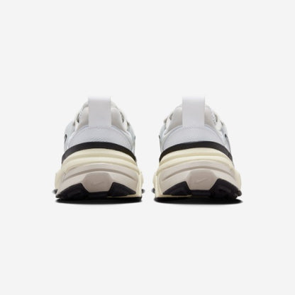 V2K Run Summit White /Sneakers