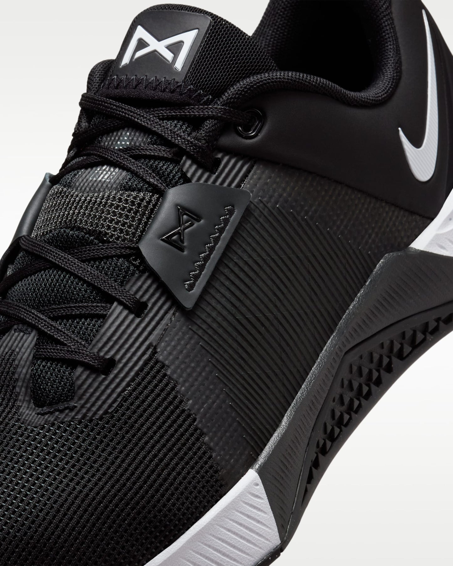 Nike Metcon 10
Men's Workout Shoes