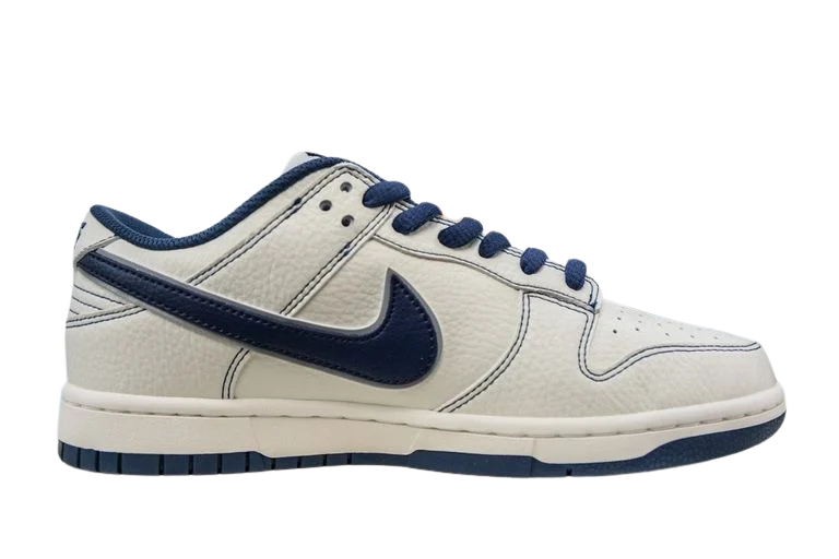 Supreme x Nike Dunk Low