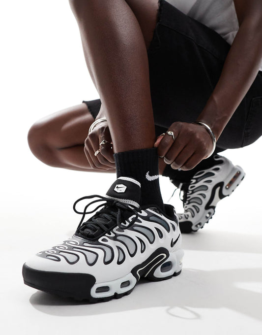 Nike Air Max Plus Essential+
Men's Shoes