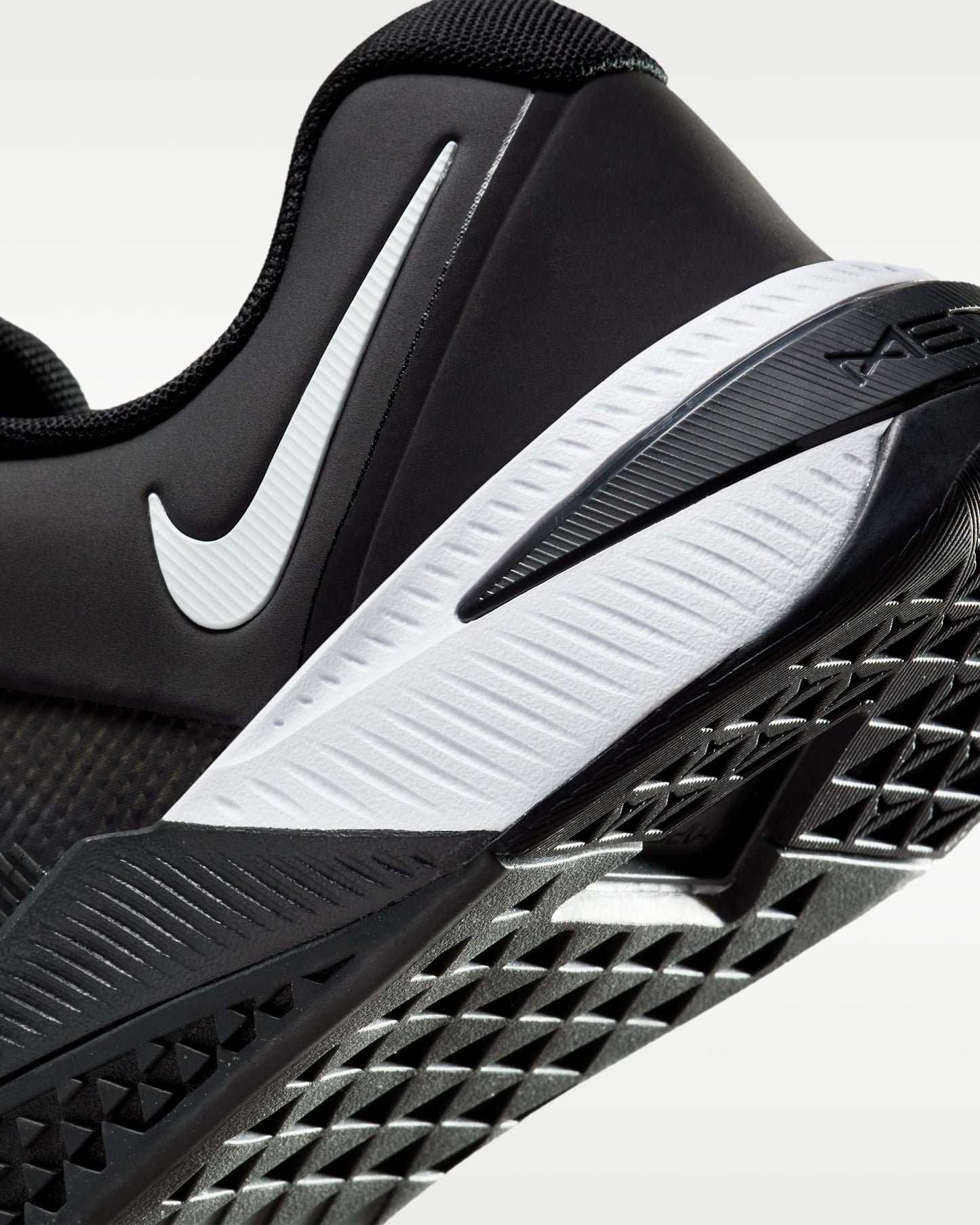Nike Metcon 10
Men's Workout Shoes
