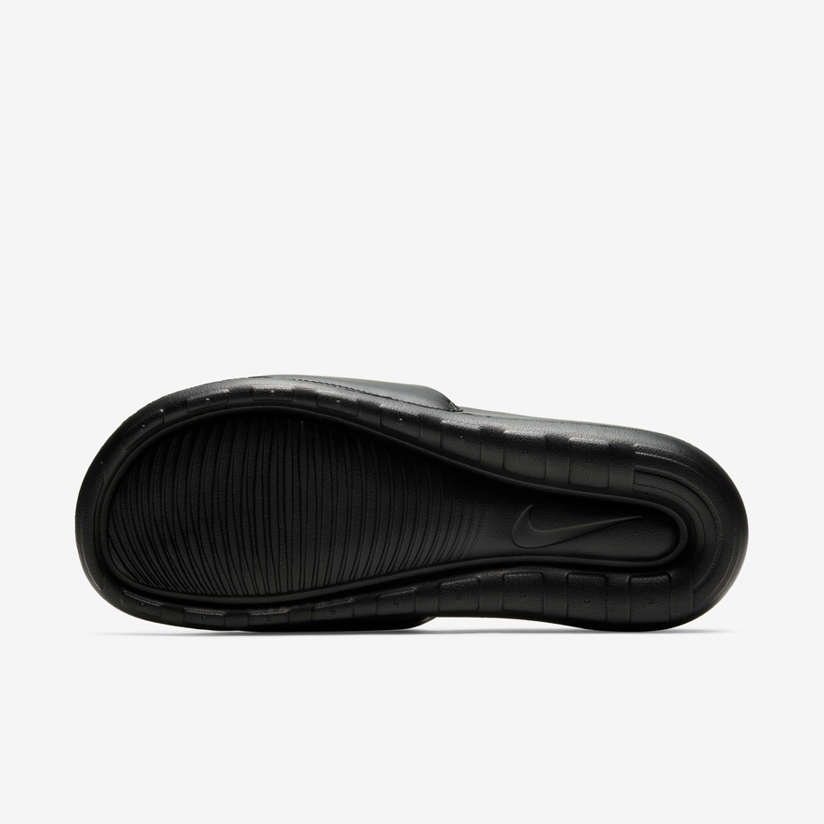 Nike Victori One
Men's Slides