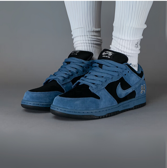 On-Foot Look at the Supreme x Nike SB Dunk Low "Ocean Fog"