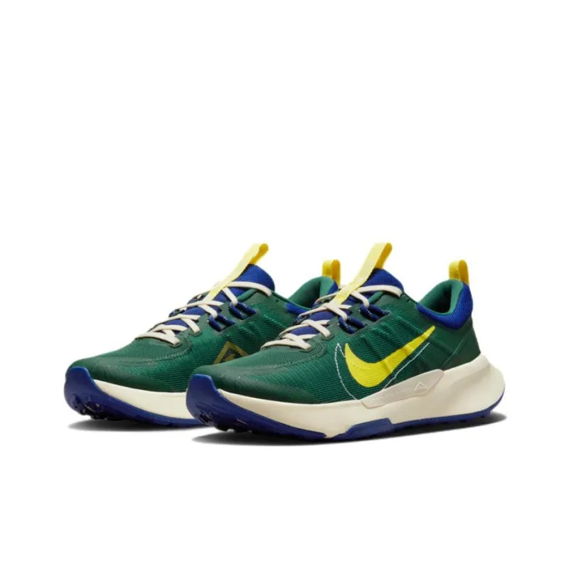 Nike Running Trail Juiper trainers in green